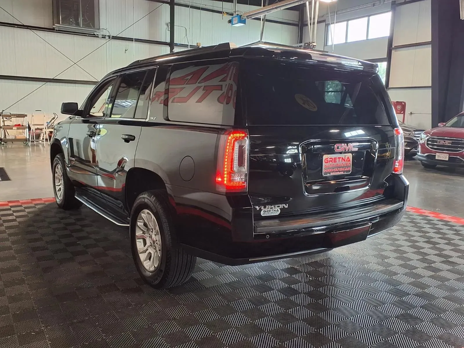 GMC Yukon photo 5