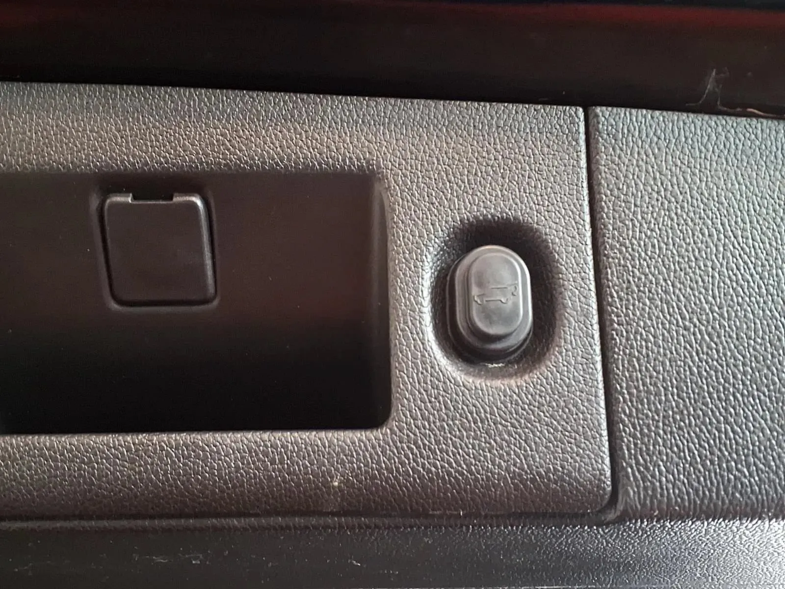 GMC Yukon photo 8