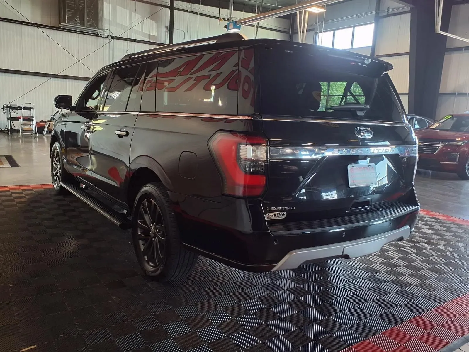 Ford Expedition MAX photo 5