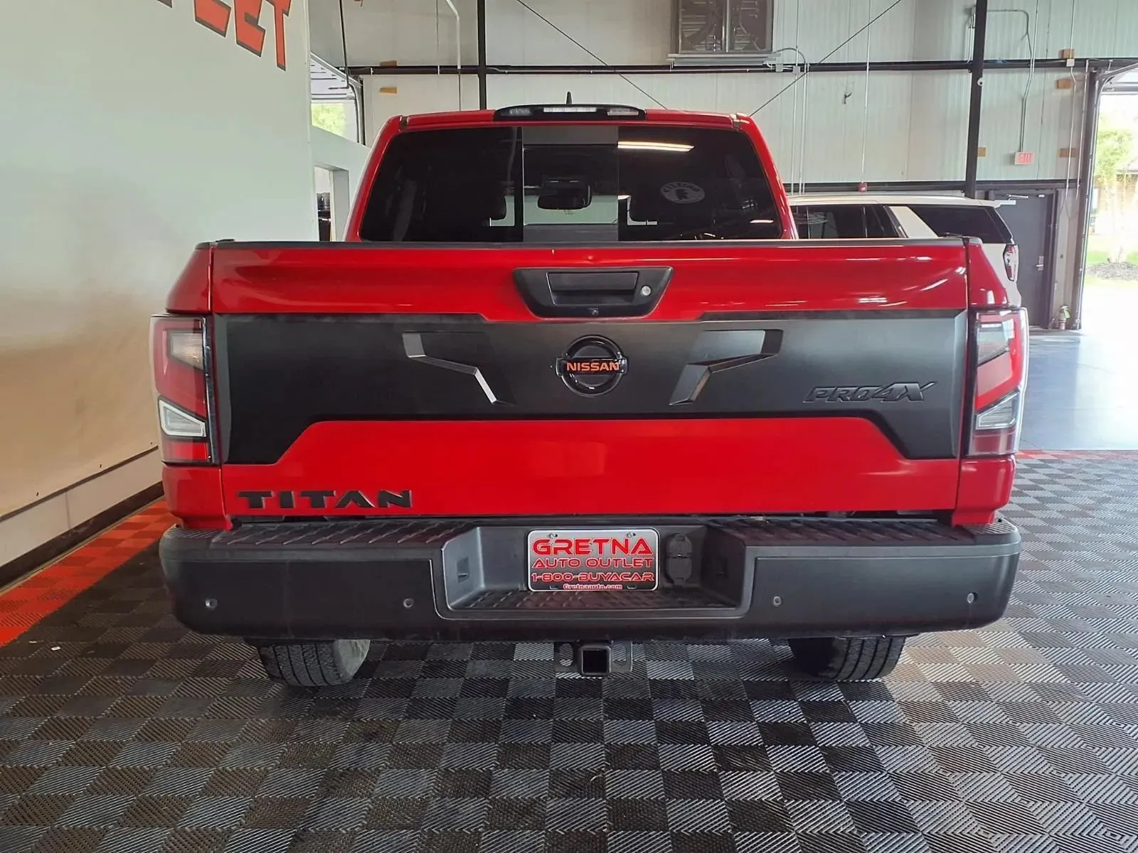 Nissan Titan photo 6