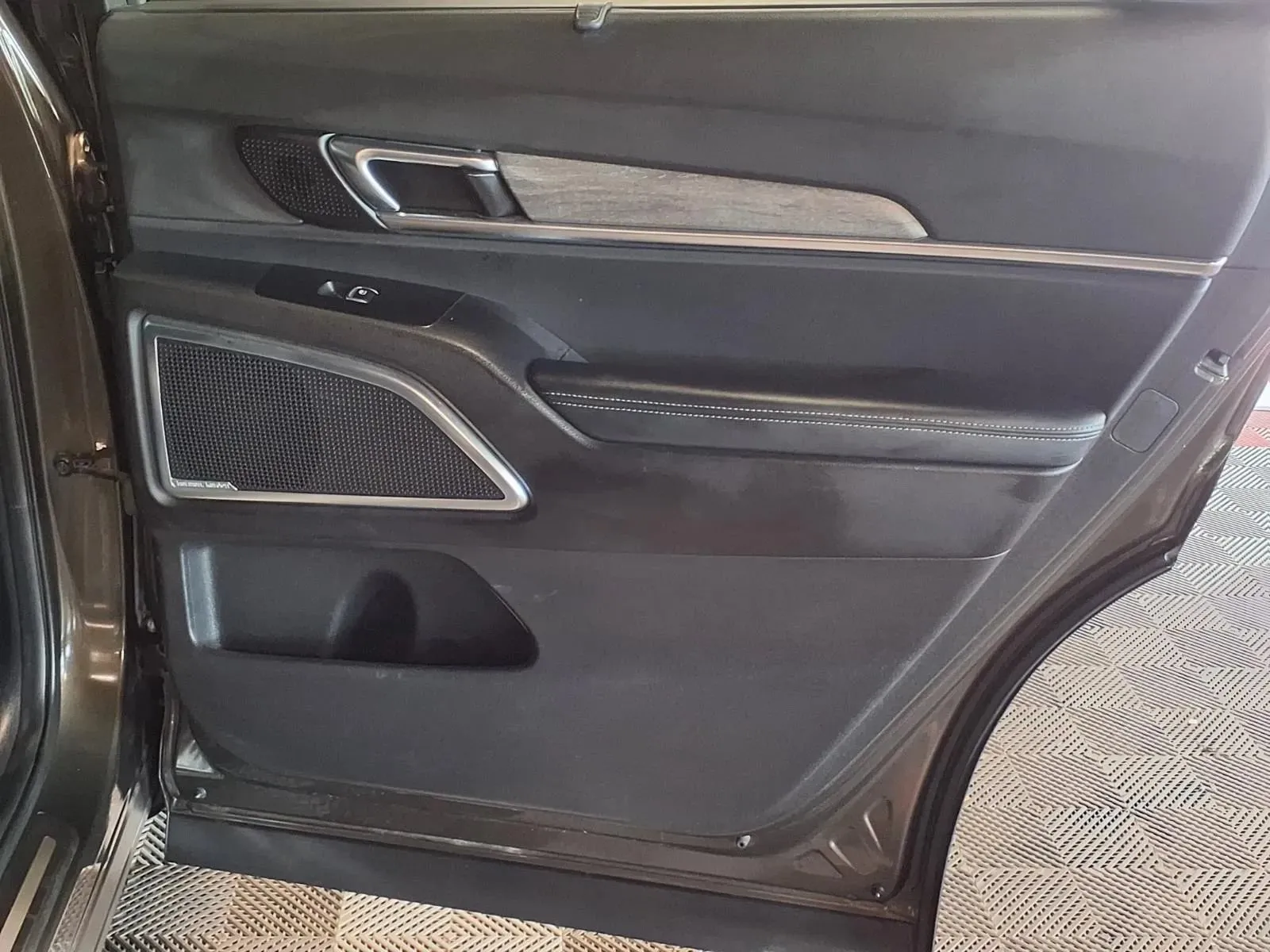 Kia Telluride photo 10