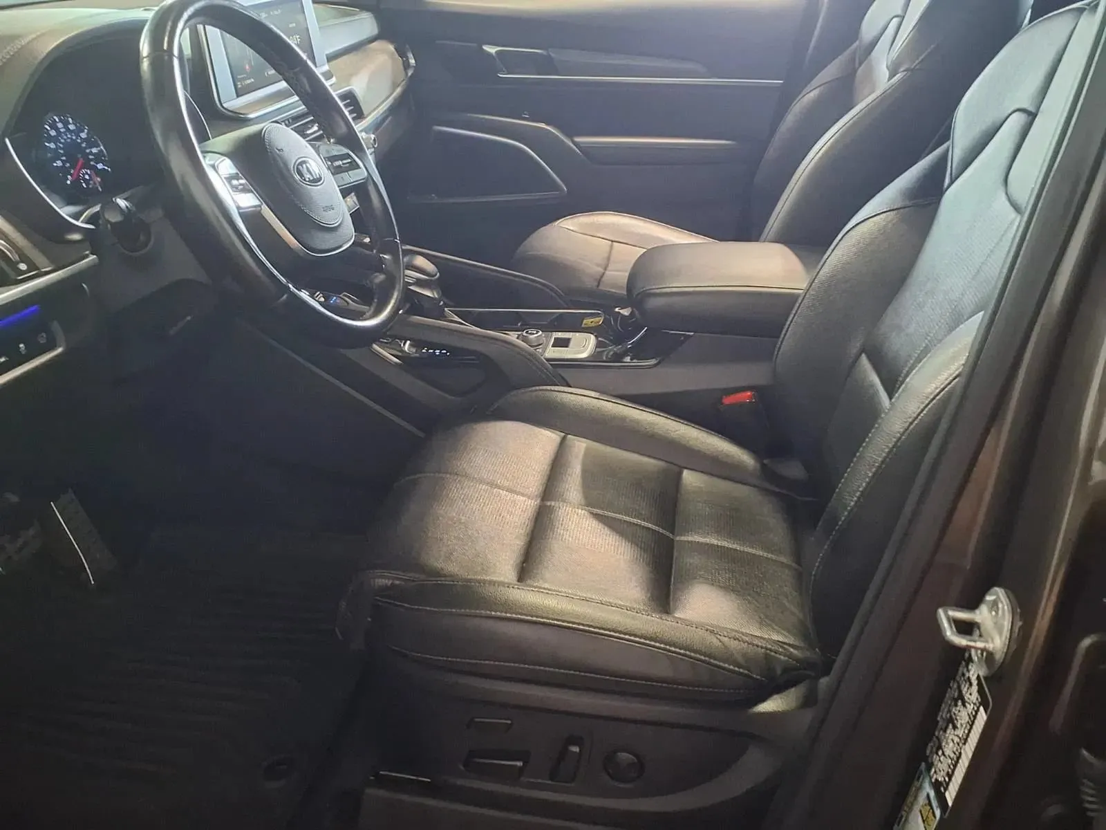 Kia Telluride photo 18