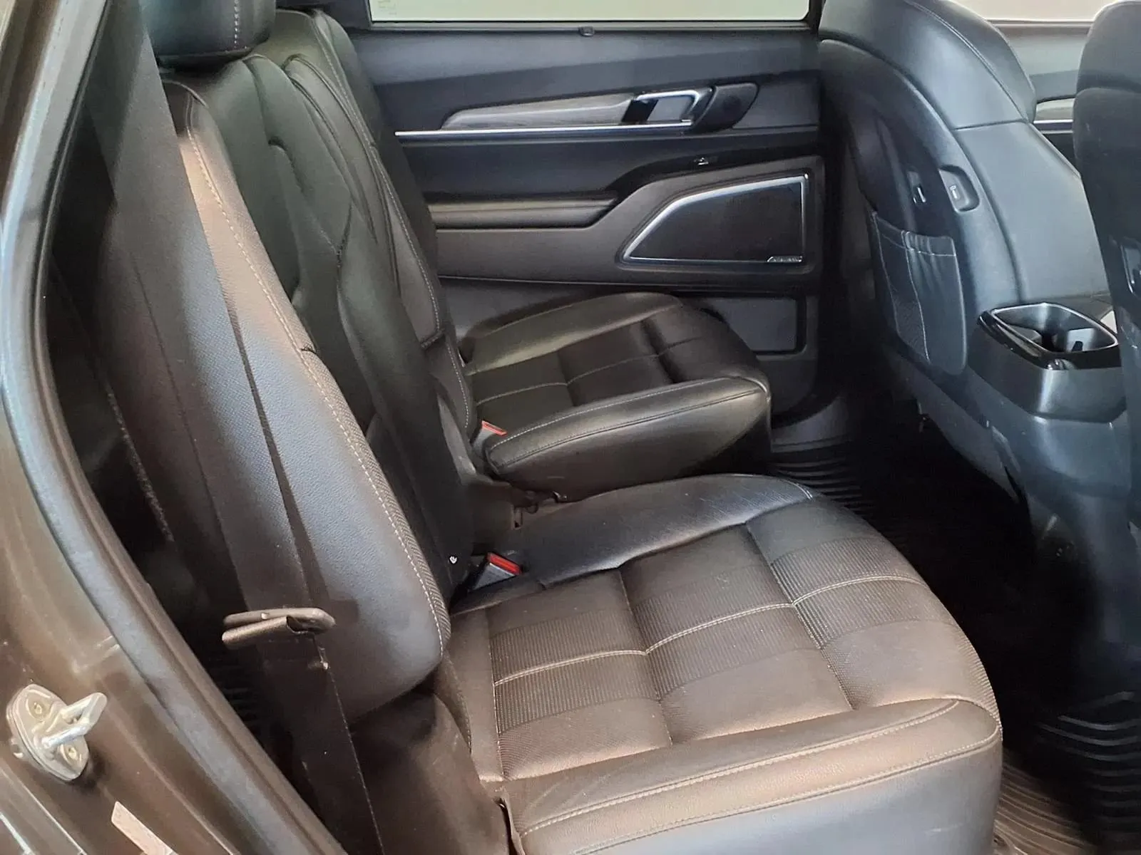 Kia Telluride photo 11