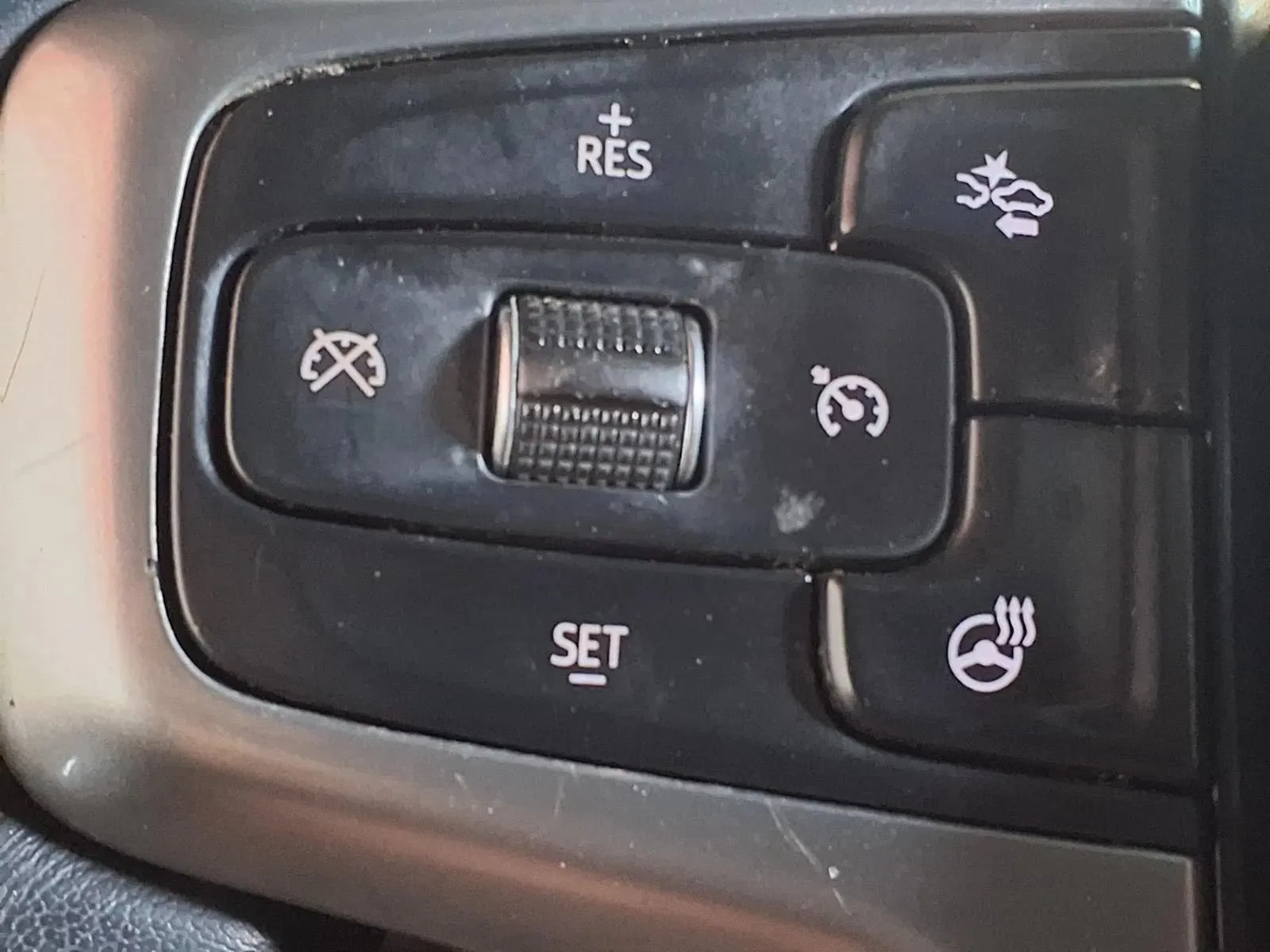 Chevrolet Silverado photo 28