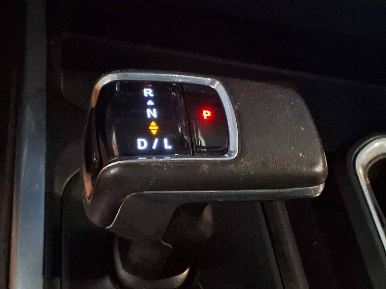 Chevrolet Silverado photo 22