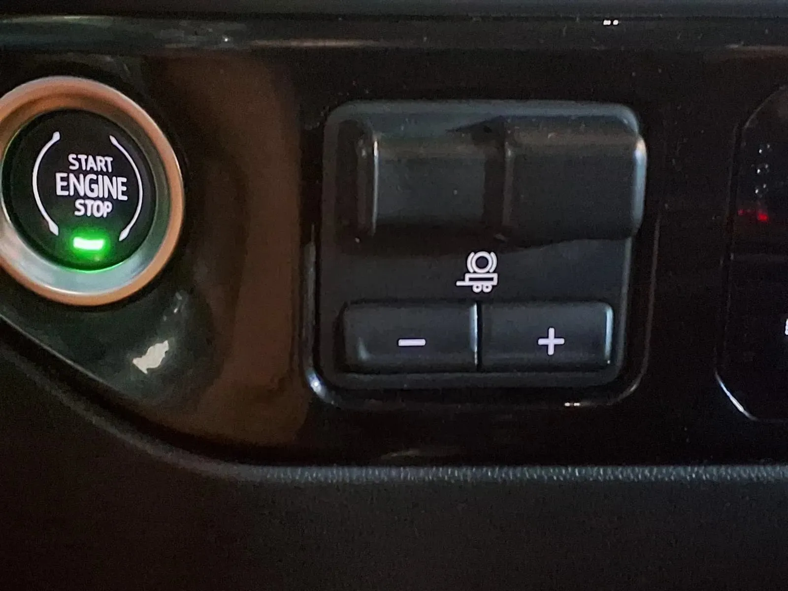 Chevrolet Silverado photo 23