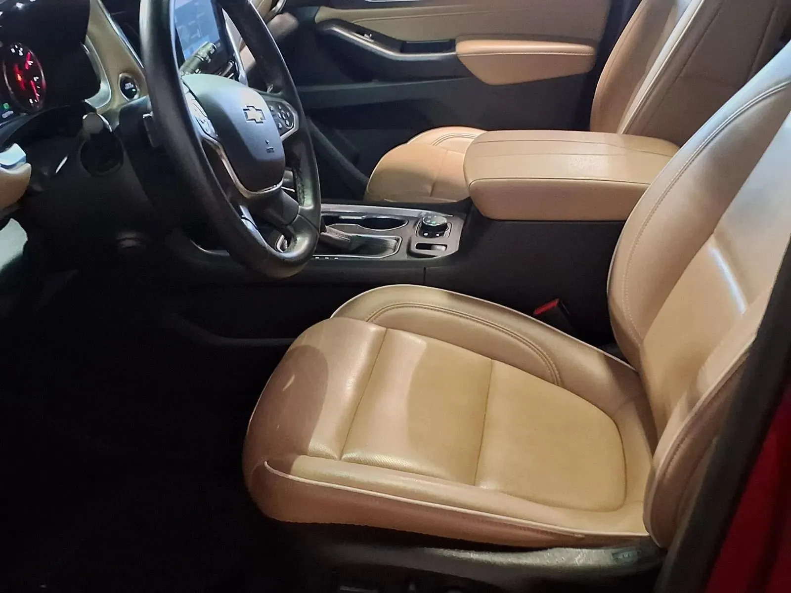Chevrolet Traverse photo 18