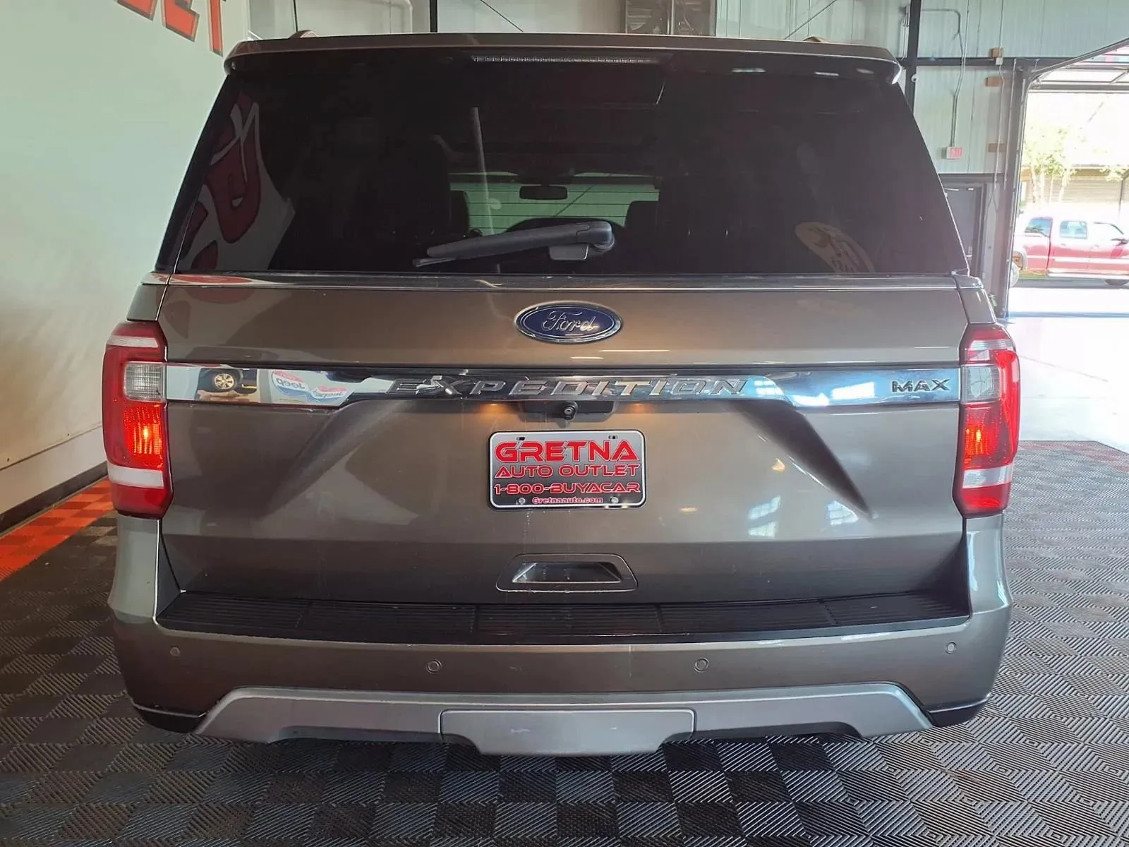 Ford Expedition MAX photo 6