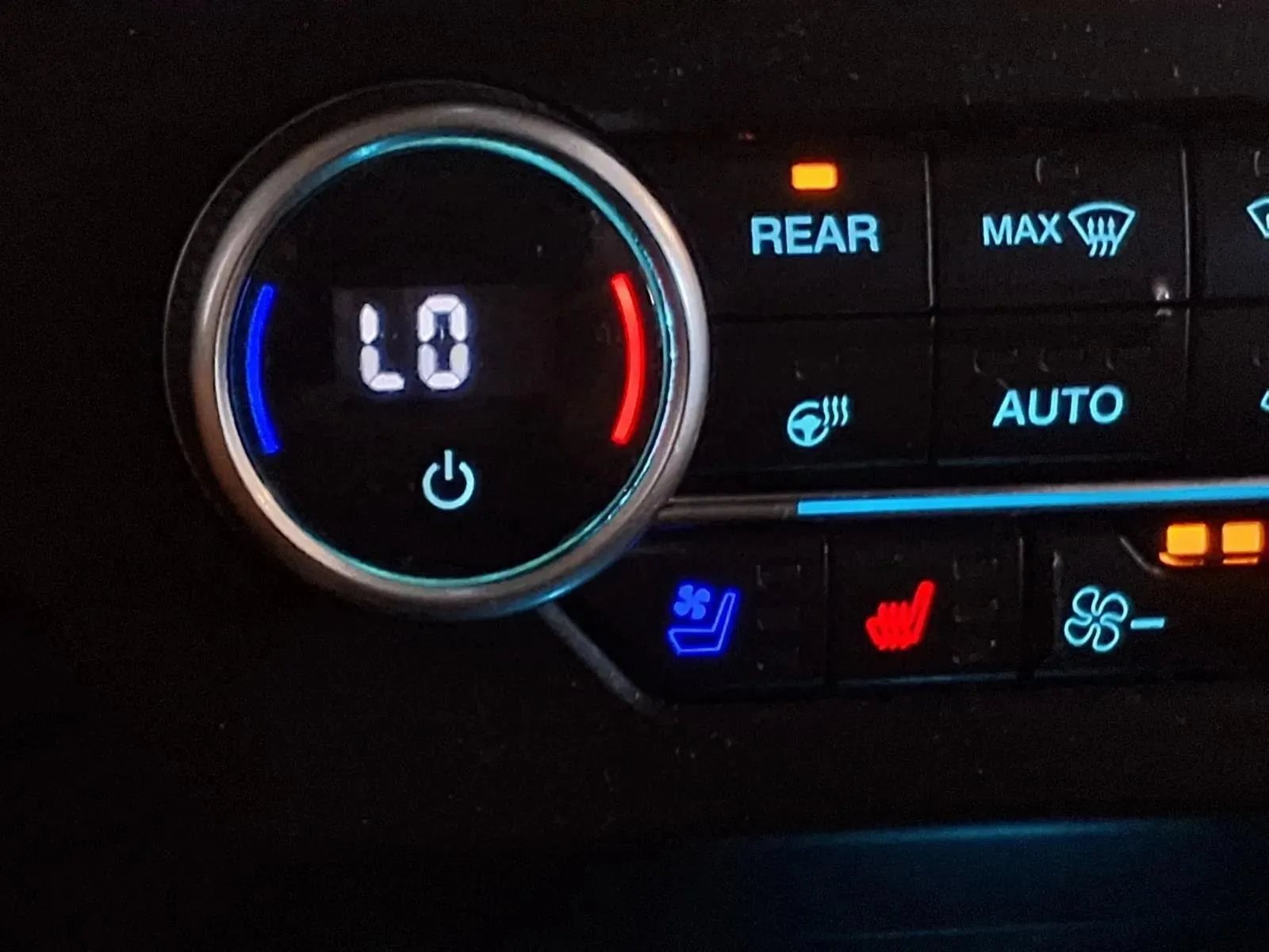 Ford Expedition MAX photo 24