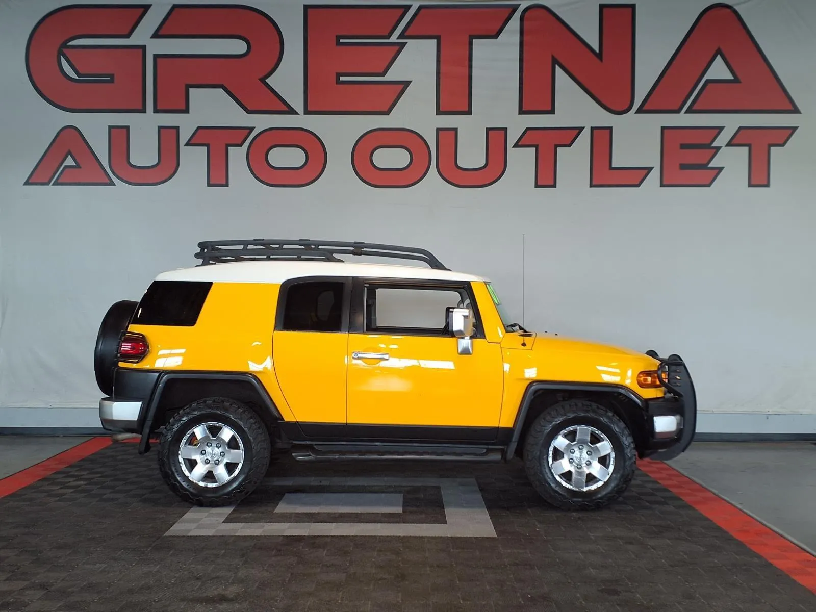 Yellow 2007 Toyota FJ Cruiser for sale in Gretna, NE