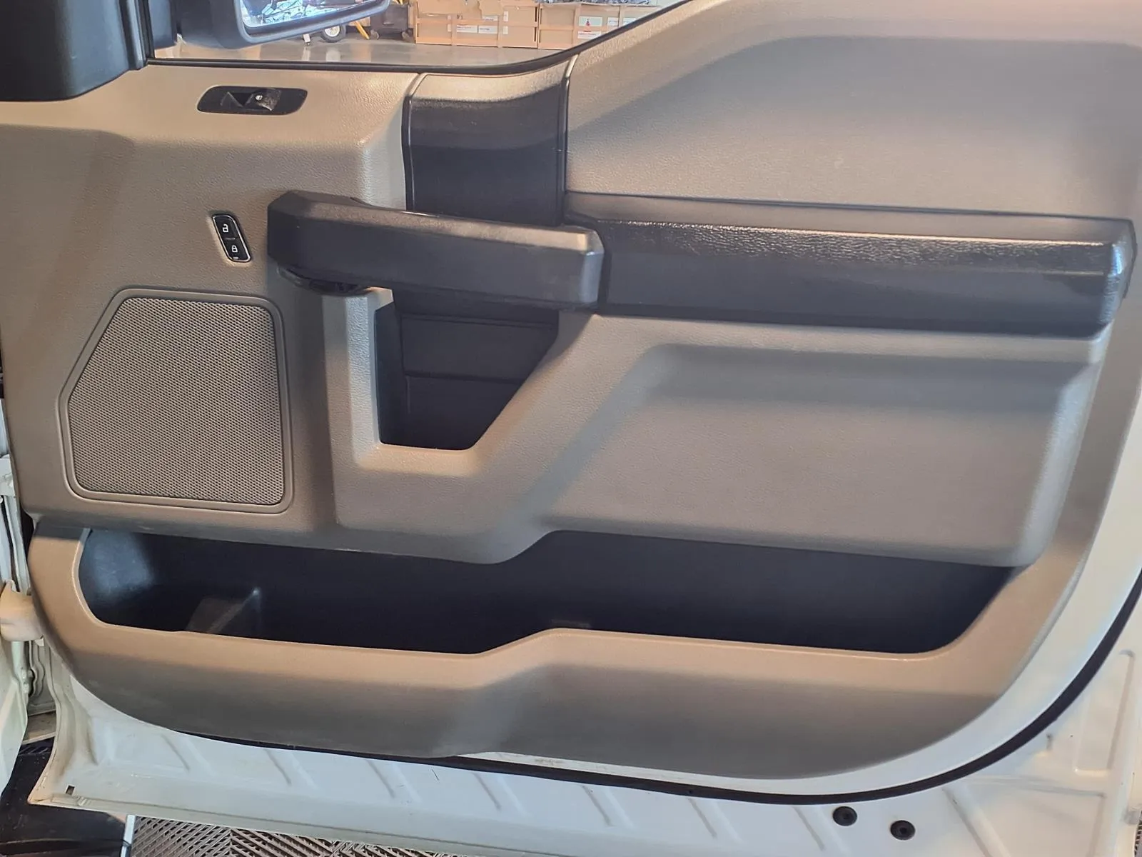 Ford F-150 photo 9