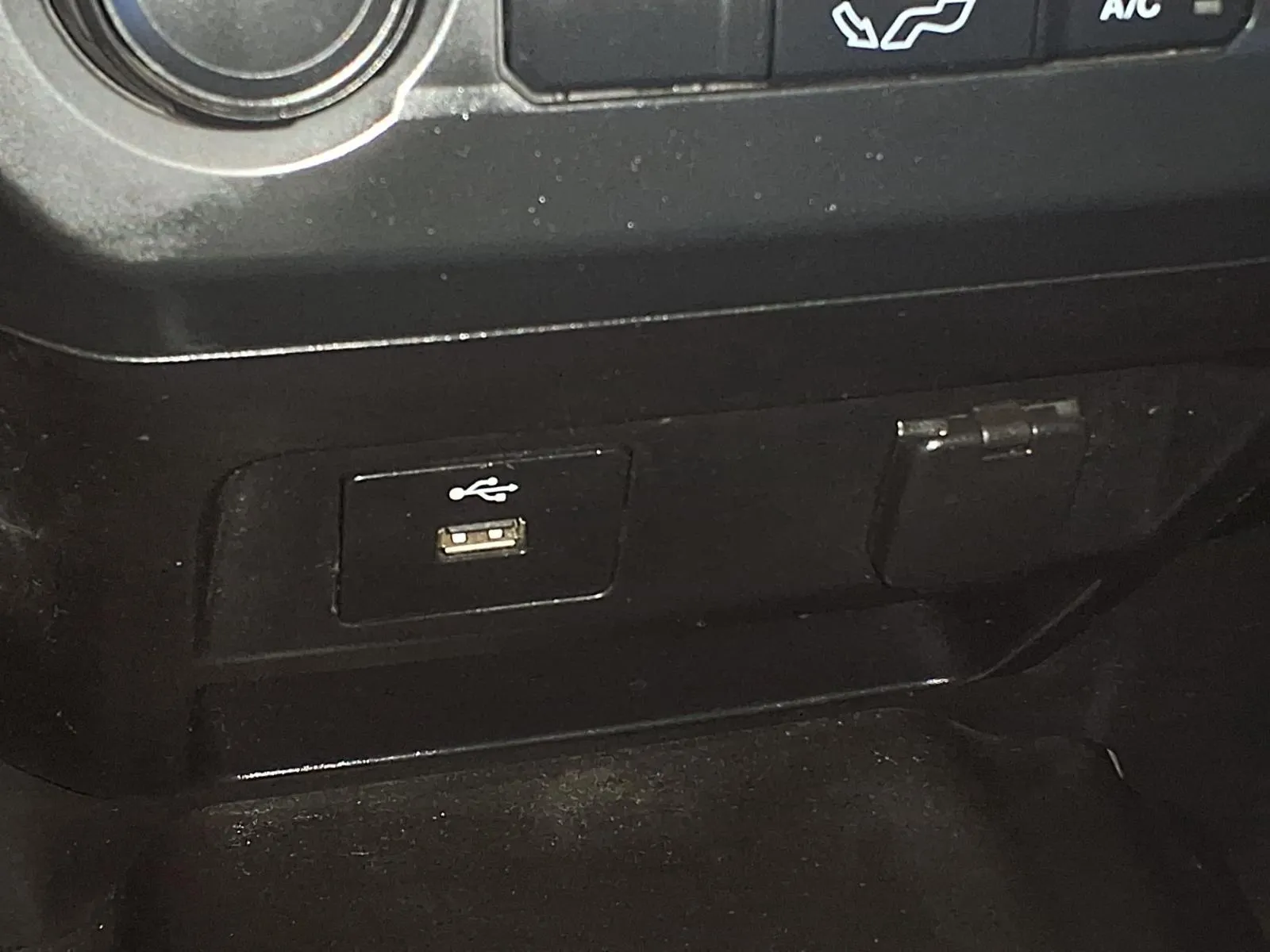 Ford F-150 photo 18