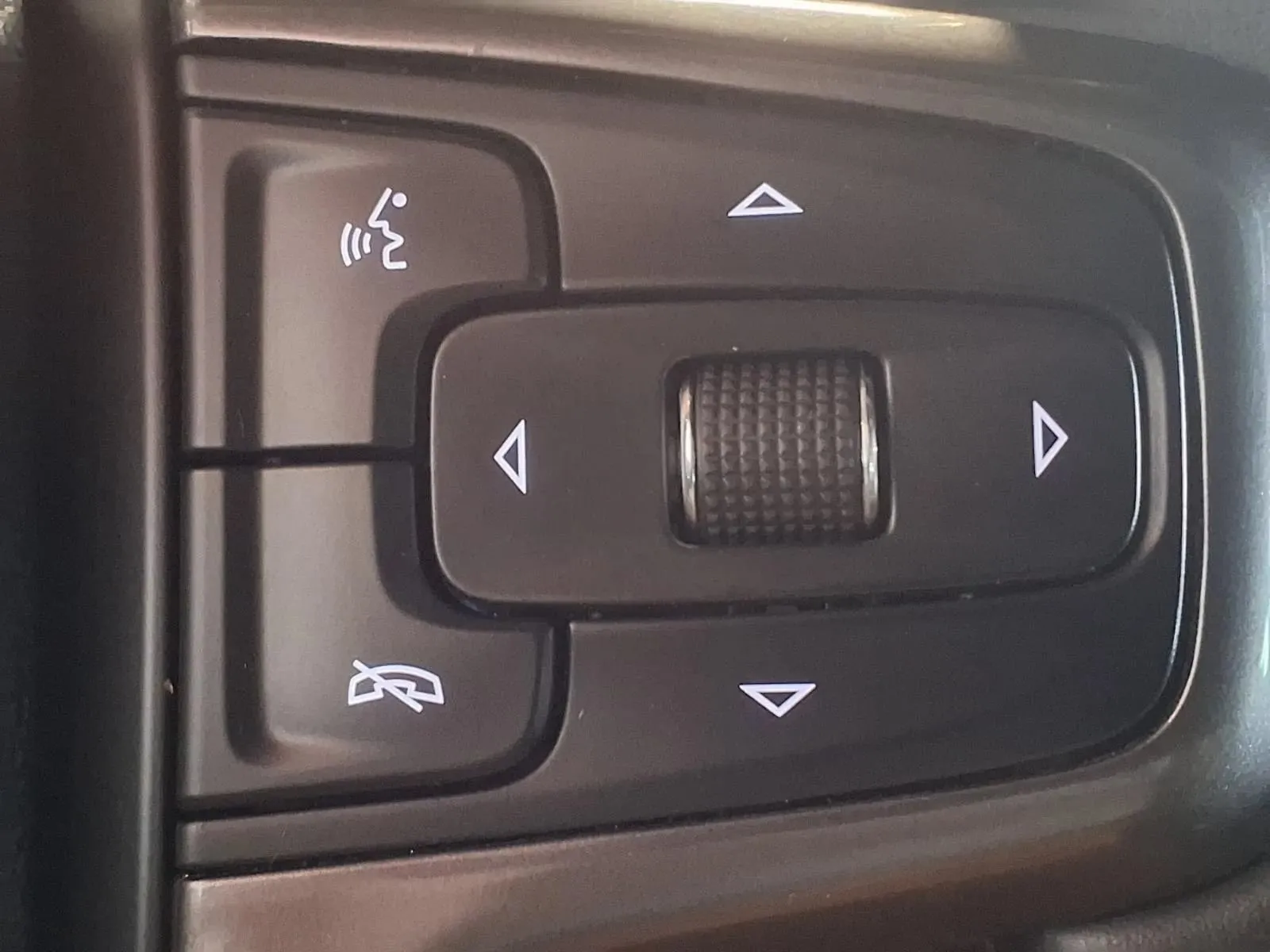 Chevrolet Tahoe photo 28