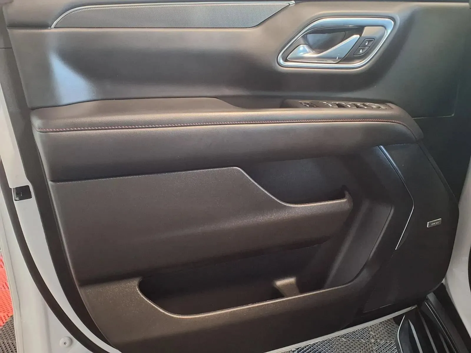 Chevrolet Tahoe photo 18