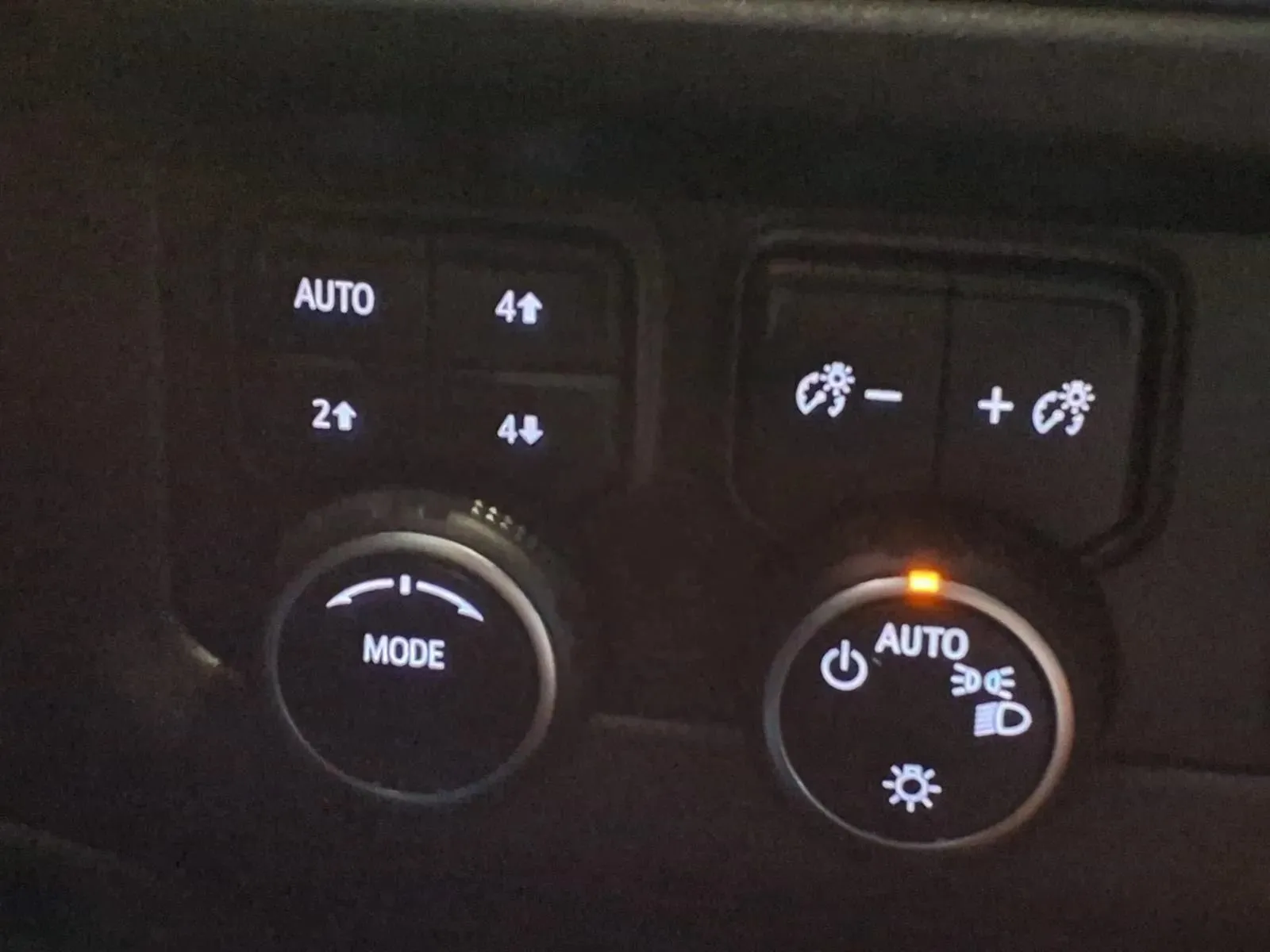 Chevrolet Tahoe photo 31