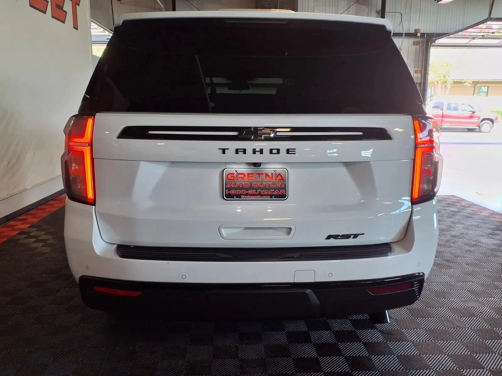 Chevrolet Tahoe photo 6