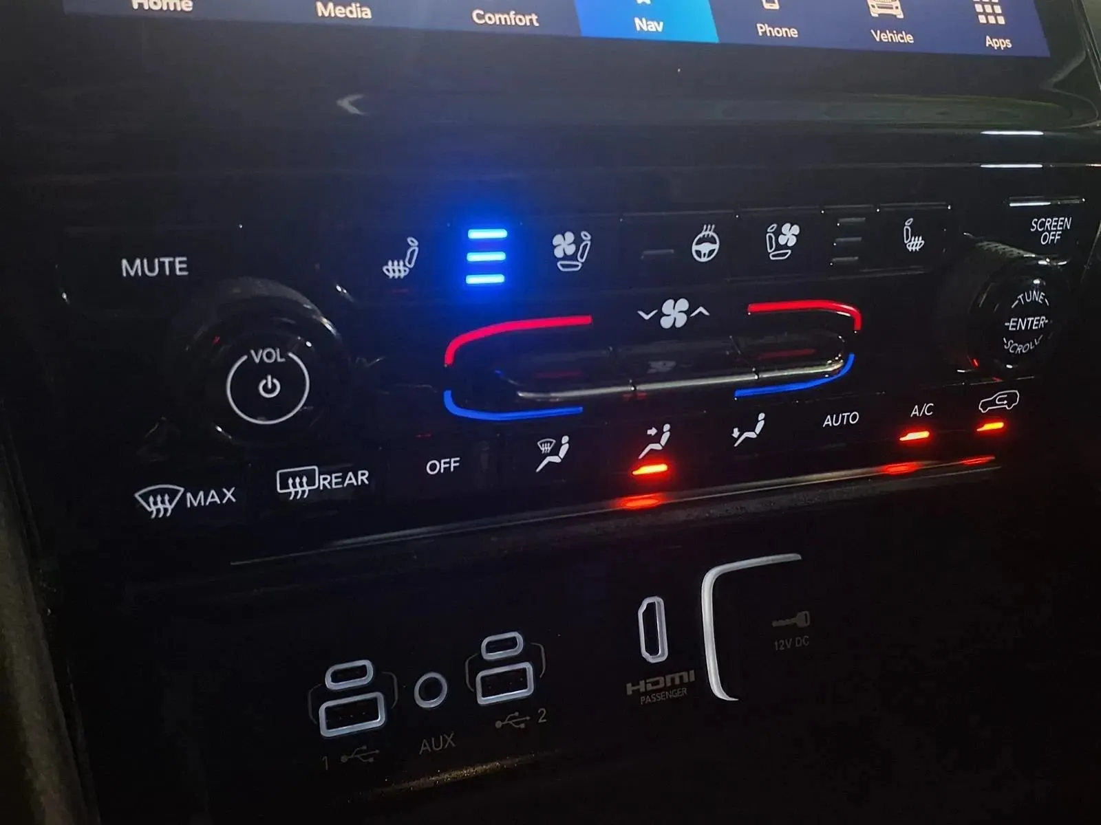 Jeep Grand Cherokee L photo 22