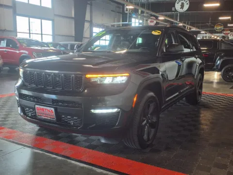 More photos of 2022 Jeep Grand Cherokee L Limited at Gretna Auto Outlet, NE