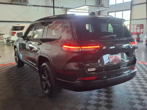More photos of 2022 Jeep Grand Cherokee L Limited at Gretna Auto Outlet, NE
