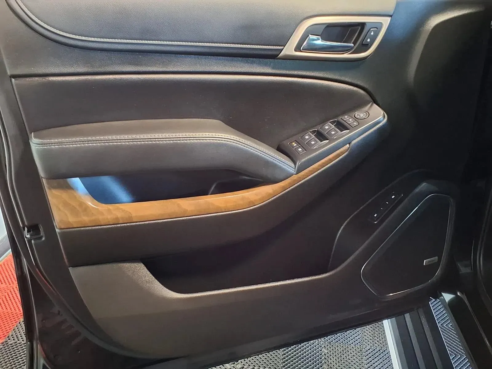 GMC Yukon photo 17