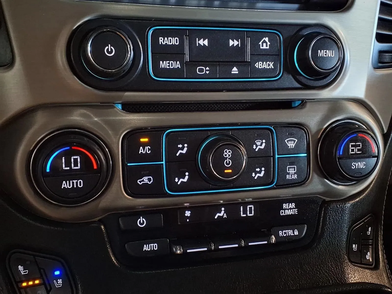GMC Yukon photo 21