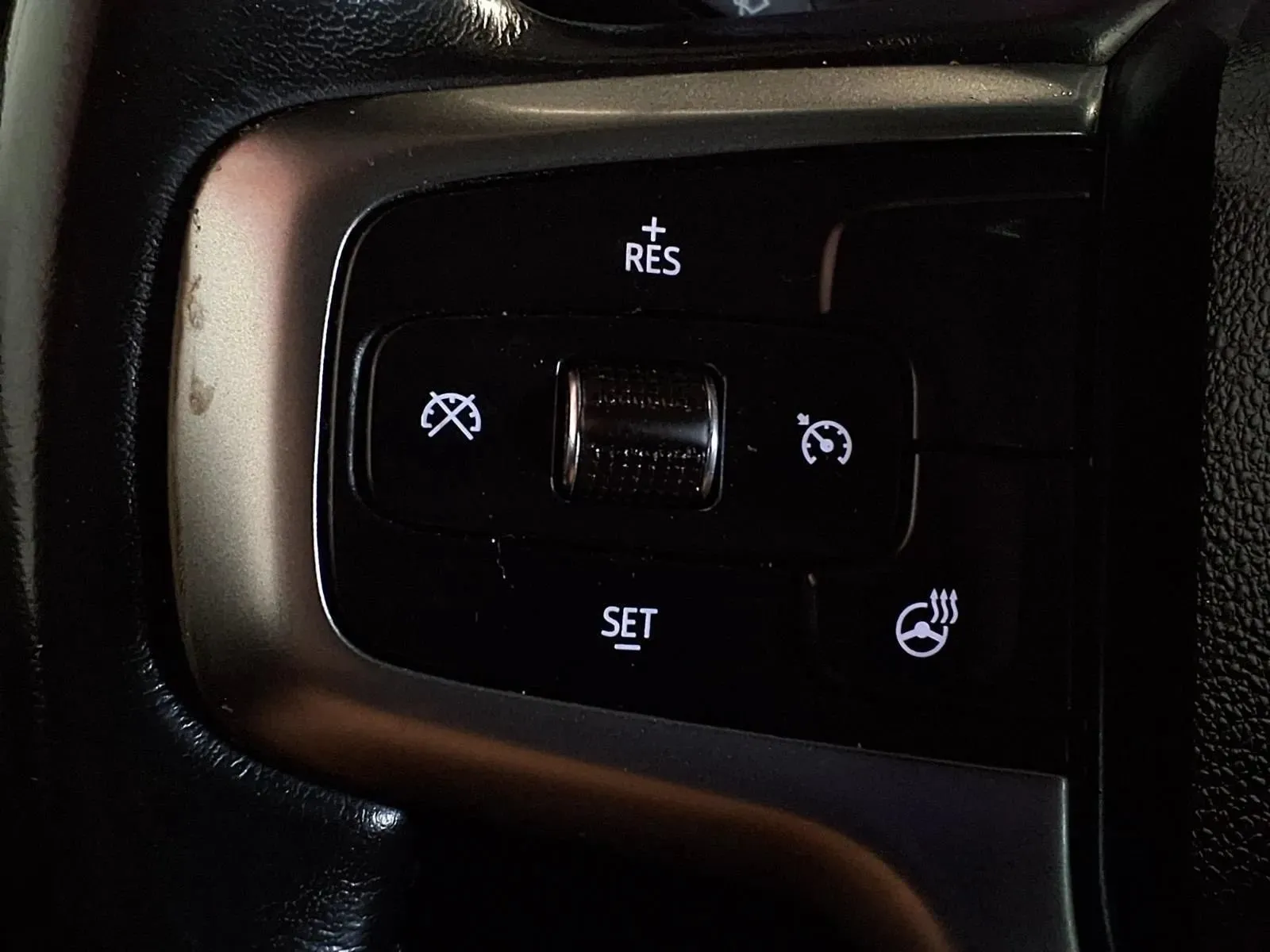 Chevrolet Silverado photo 26