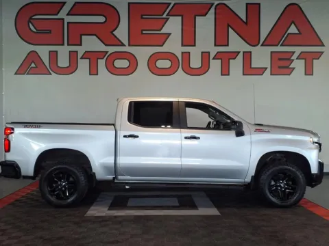 Silver 2019 Chevrolet Silverado 1500 LT Trail Boss for sale in Gretna, NE