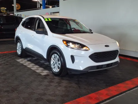 Photos of 2022 Ford Escape SE for sale in Gretna, NE at Gretna Auto Outlet