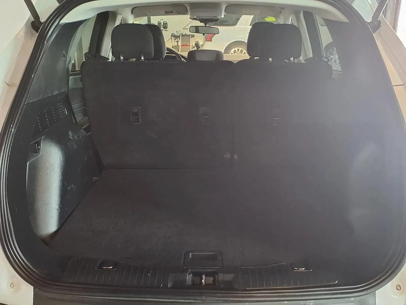 Ford Escape photo 7