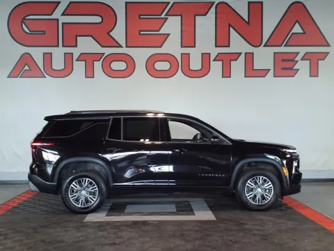 Black 2024 Chevrolet Traverse LT for sale in Gretna, NE