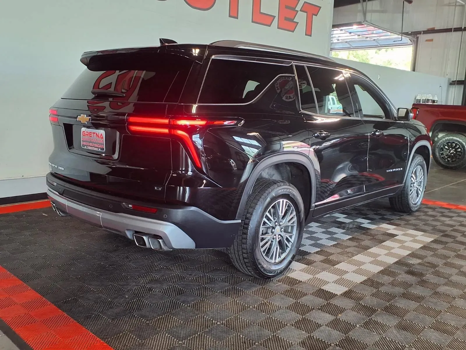 Chevrolet Traverse photo 9
