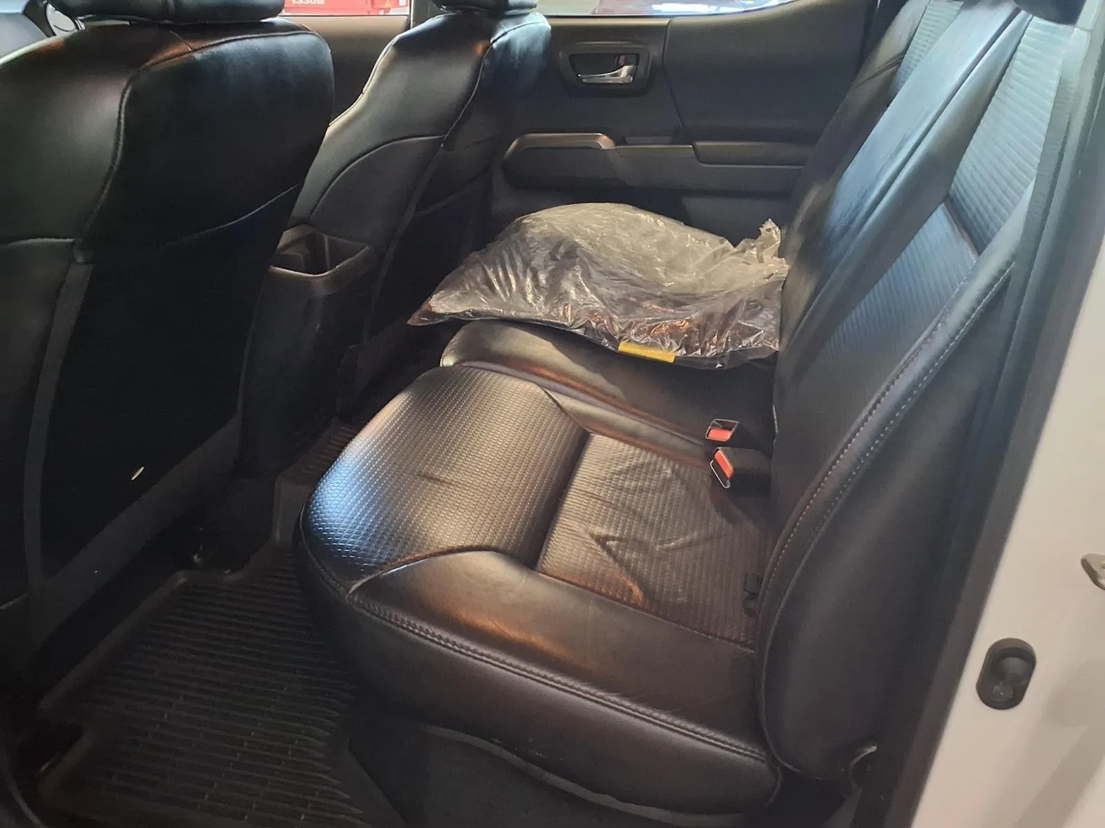 Toyota Tacoma photo 15