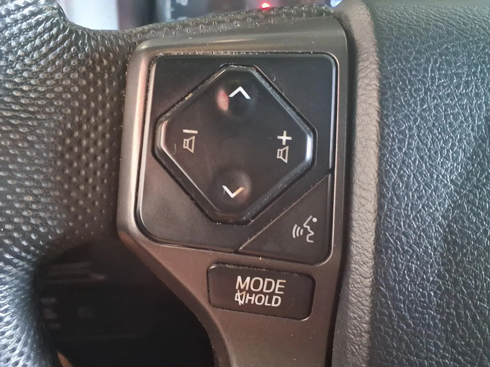Toyota Tacoma photo 28