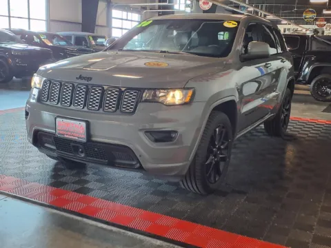 More photos of 2020 Jeep Grand Cherokee Altitude at Gretna Auto Outlet, NE