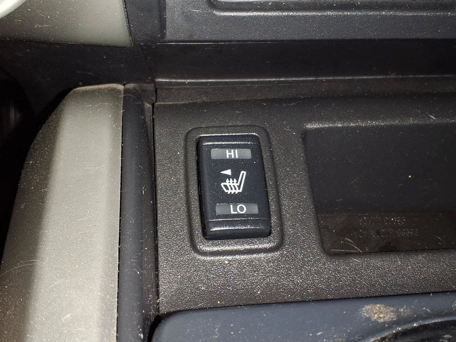 Nissan Titan photo 21