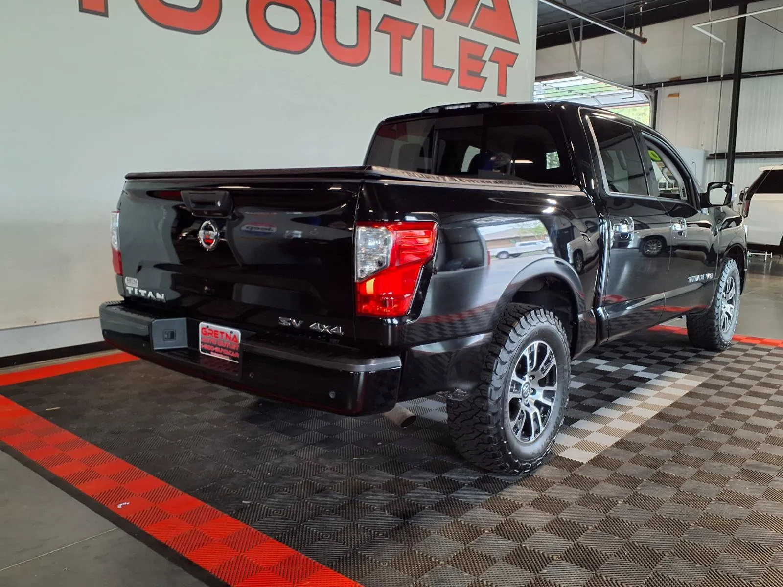 Nissan Titan photo 7