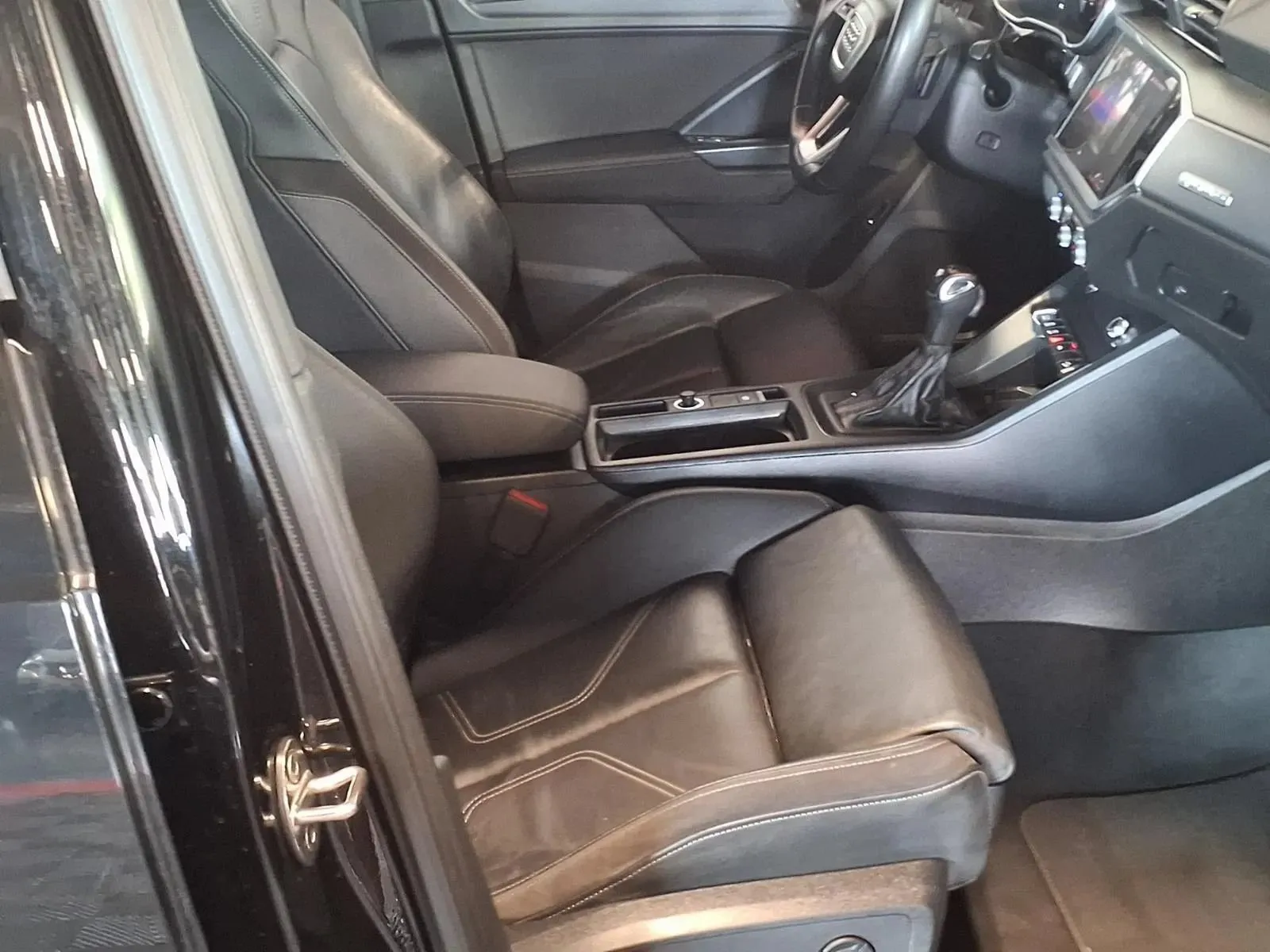 Audi Q3 photo 13