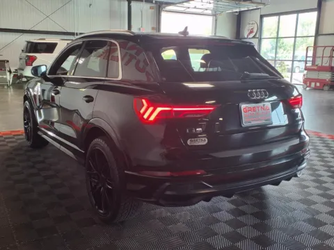 More photos of 2019 Audi Q3 quattro S line Prem Plus 45 TFSI at Gretna Auto Outlet, NE