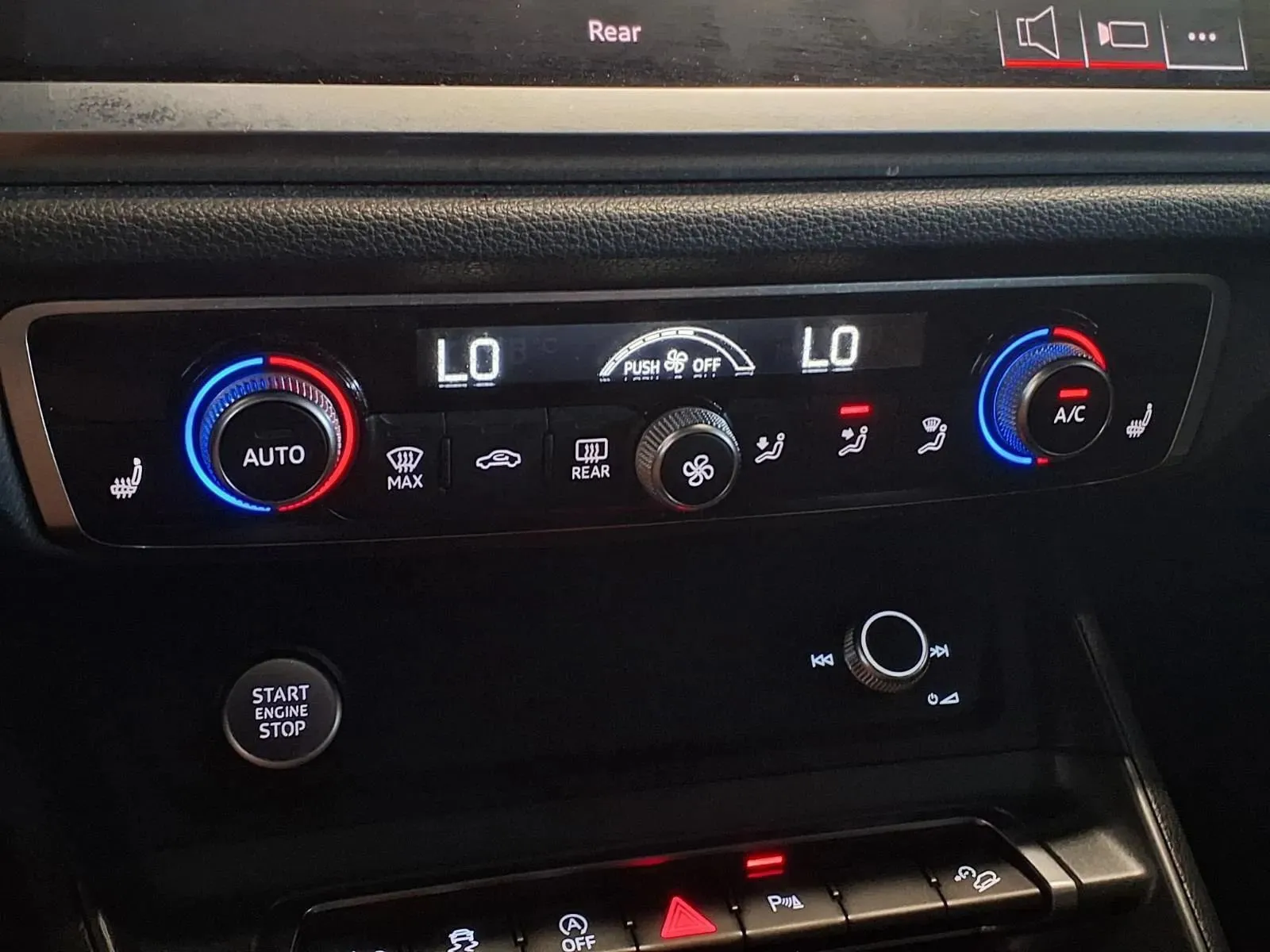 Audi Q3 photo 22