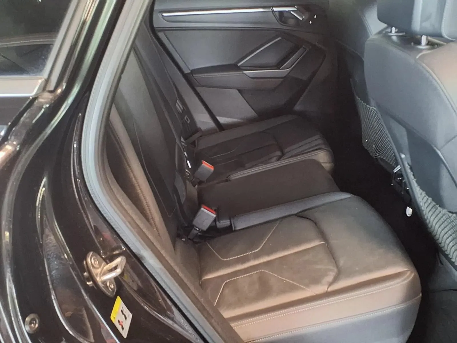 Audi Q3 photo 11