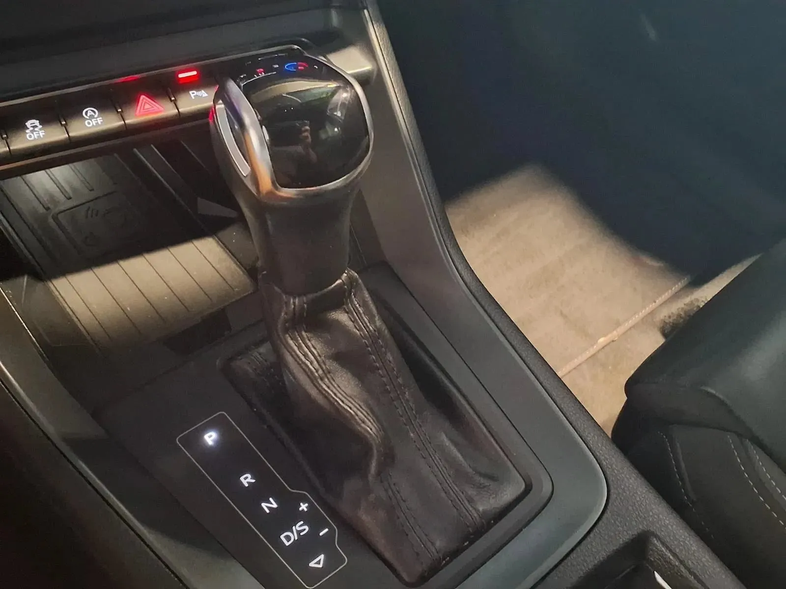 Audi Q3 photo 25