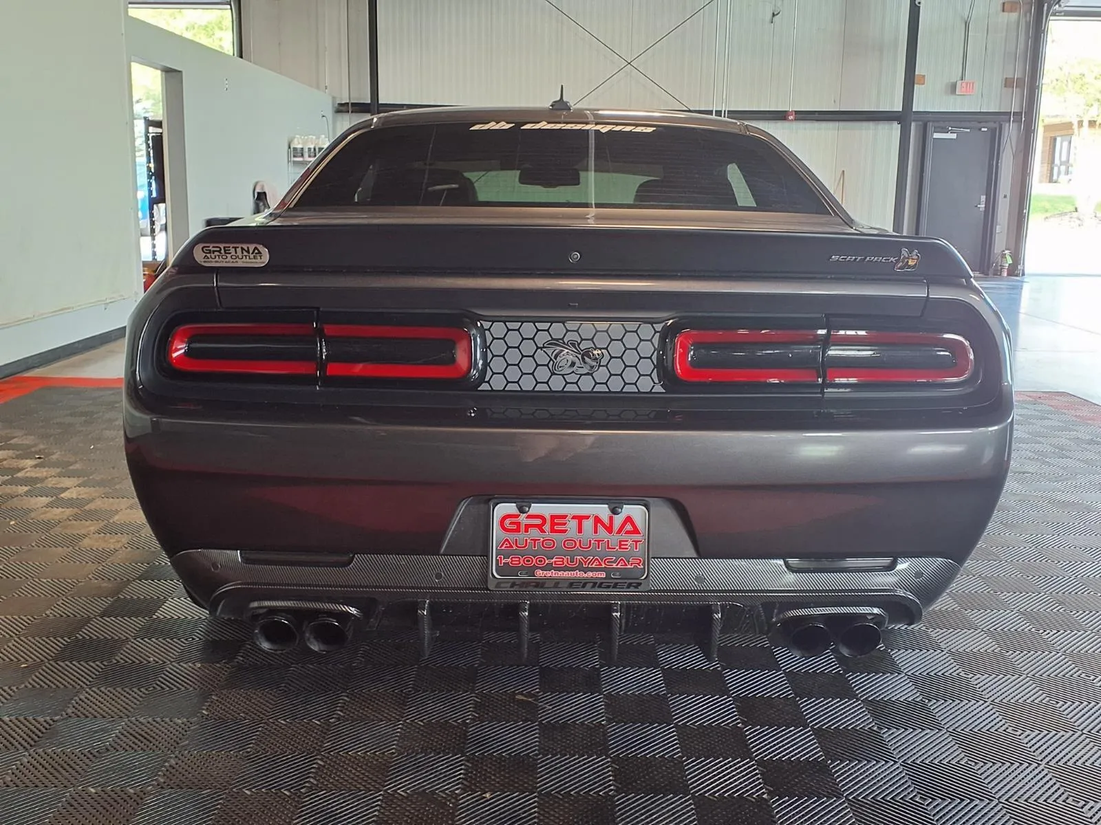 Dodge Challenger photo 6