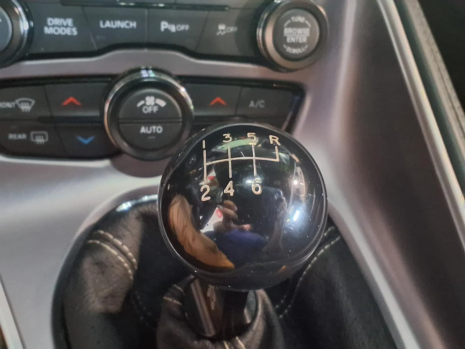Dodge Challenger photo 18