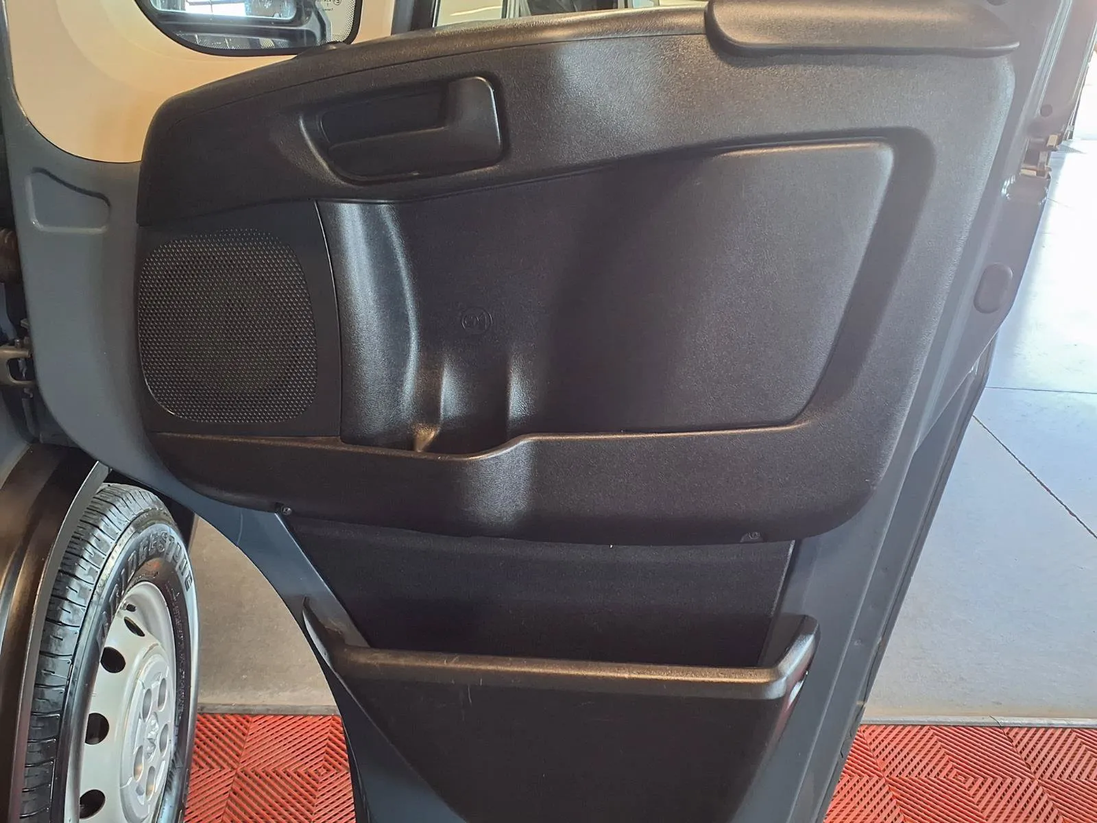 Ram Cargo Van photo 9