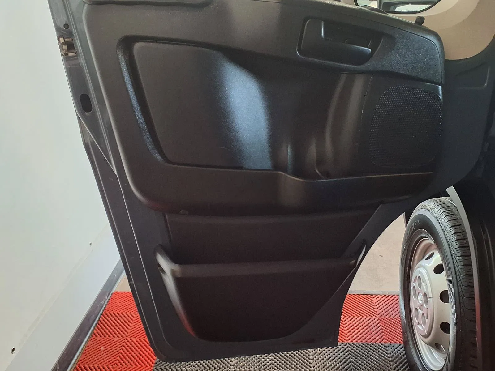 Ram Cargo Van photo 11