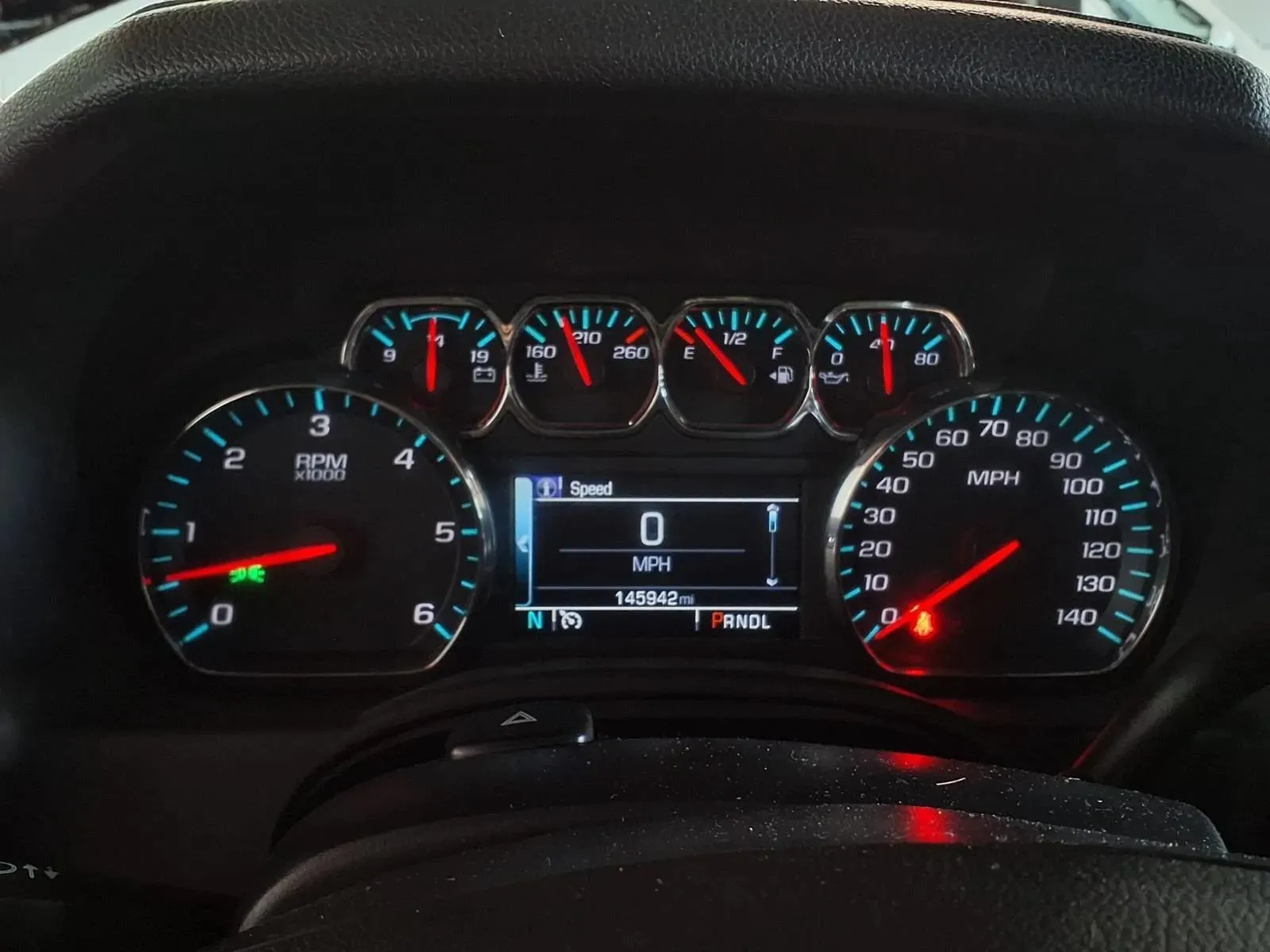 Chevrolet Tahoe photo 21