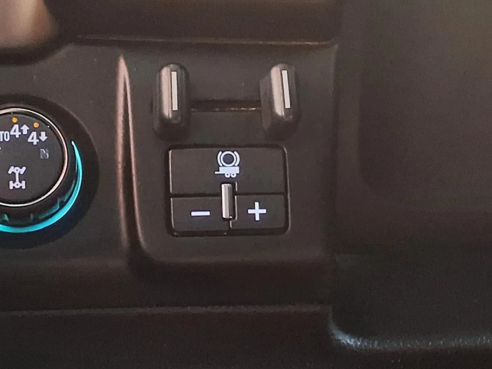 Chevrolet Tahoe photo 25
