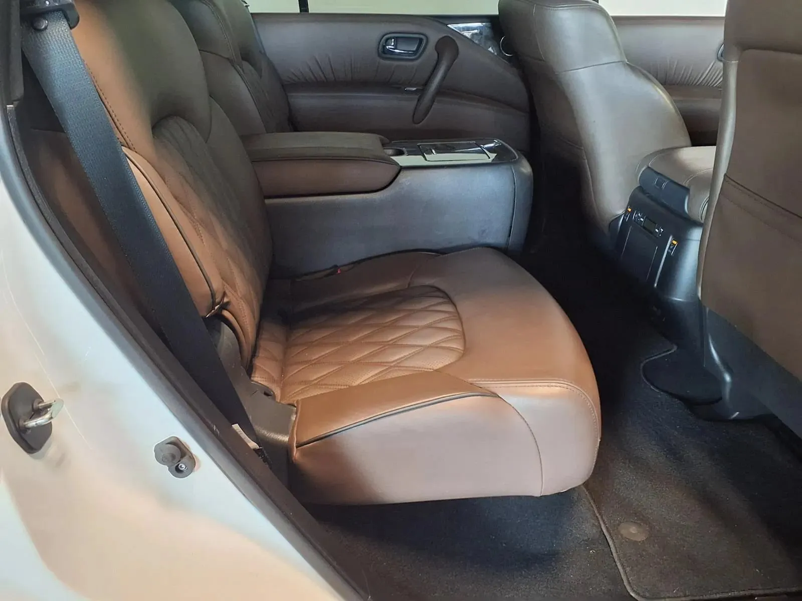 Nissan Armada photo 11