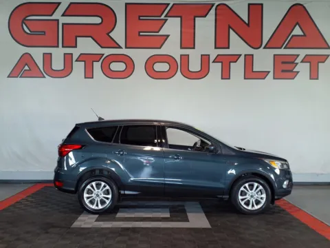 Blue 2019 Ford Escape SE for sale in Gretna, NE
