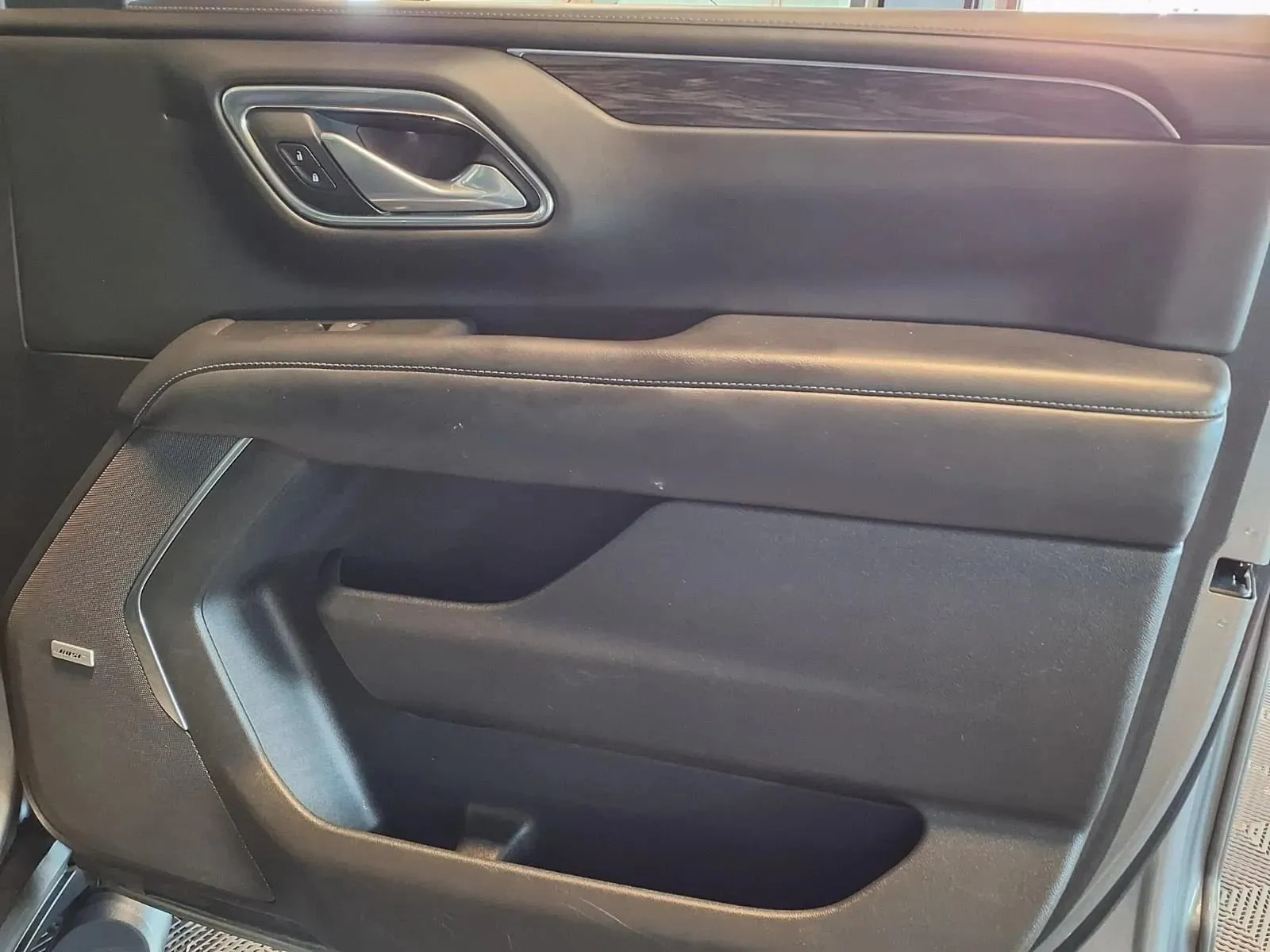 Chevrolet Tahoe photo 13